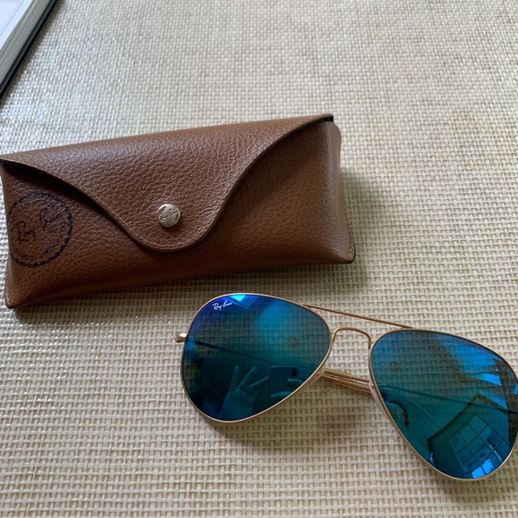 Blue Ray-Ban Aviators - Picture 4 of 5